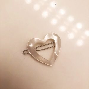 A heart hair clip